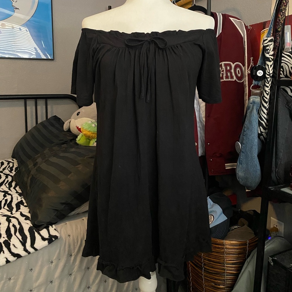 Off-Shoulder Flowy Dress